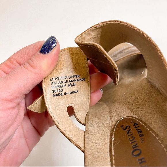 Earth Origins Mariah Double Strap Slip On Tan Sandals Size 8.5 - Picture 5 of 8